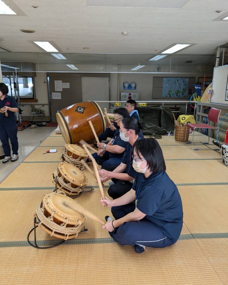 秩父屋台囃子　横瀬デイサービスメンバーによる屋台囃子披露です。動画もあげておりますのでお愉しみ下さい。