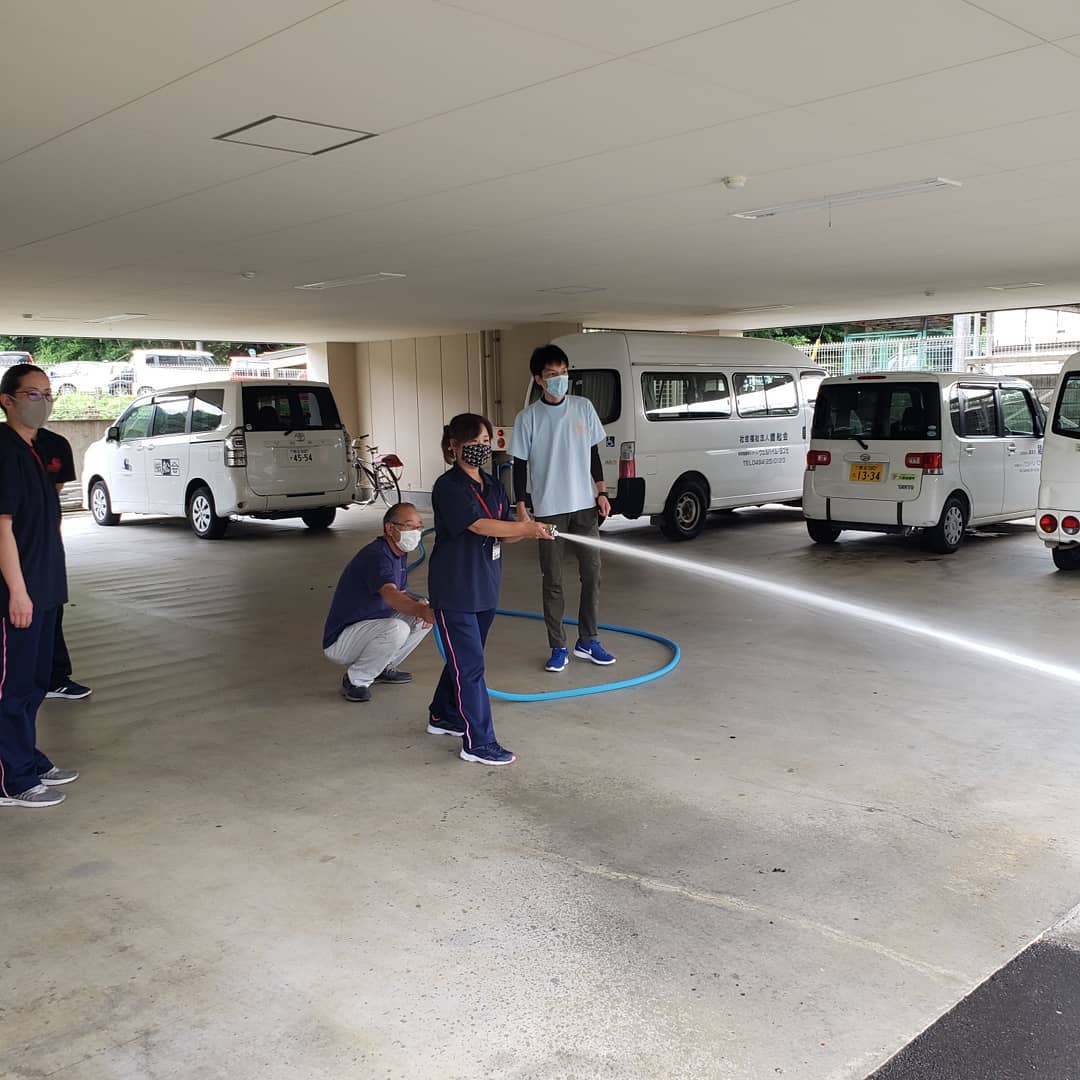 緊急通報訓練、火災訓練をおこないました。非常時に備えて対応を確認しております。今回は新規採用職員を中心に訓練いたしました。#ウエルハイムヨコゼ 　#特養研修 #横瀬町　#秩父