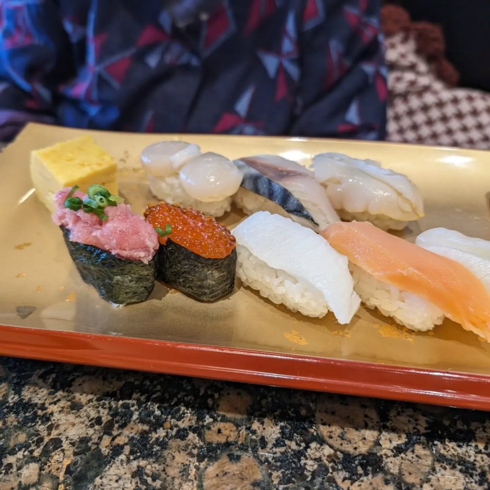 昼食外出　今日の昼食は利用者さんのリクエストにお答えして、お寿司でした。埼玉ではお馴染みの人気店「がってん寿司」で美味しいランチをいただきました。#ウエルハイムヨコゼ #リクエスト外出 #特養の日常 #がってん寿司 #秩父 #横瀬町