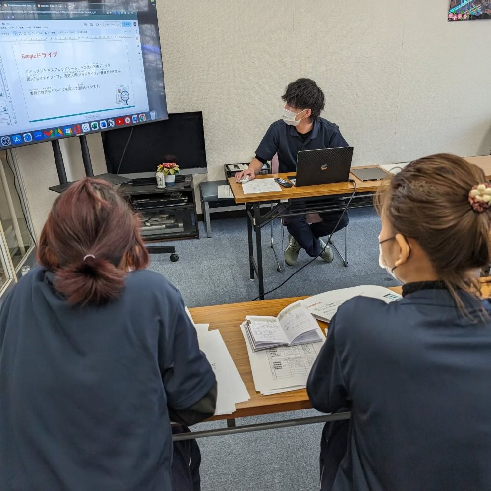 新職員オリエンテーション　新人職員さんに向けて介護、医療、事故防止、虐待予防などレクチャーいたしました。１日がかりとなりましたが良い学びが出来たようです。#ウエルハイムヨコゼ #横瀬 #秩父市#新職員オリエンテーション#新人研修